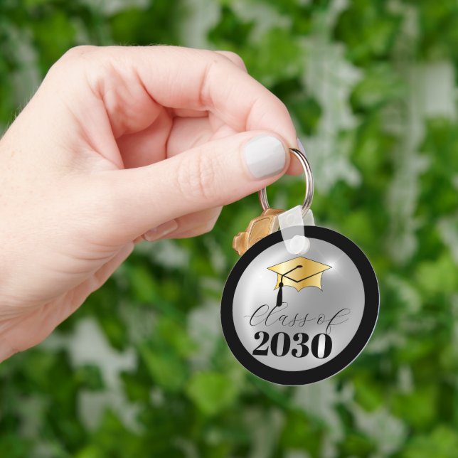 Classy Elegant Class Year Graduation Cap Key Ring (Hand)