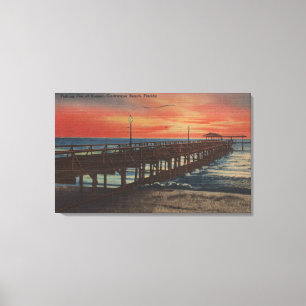 Clearwater, Florida - Sunset View of Fishing Pie Canvas Print