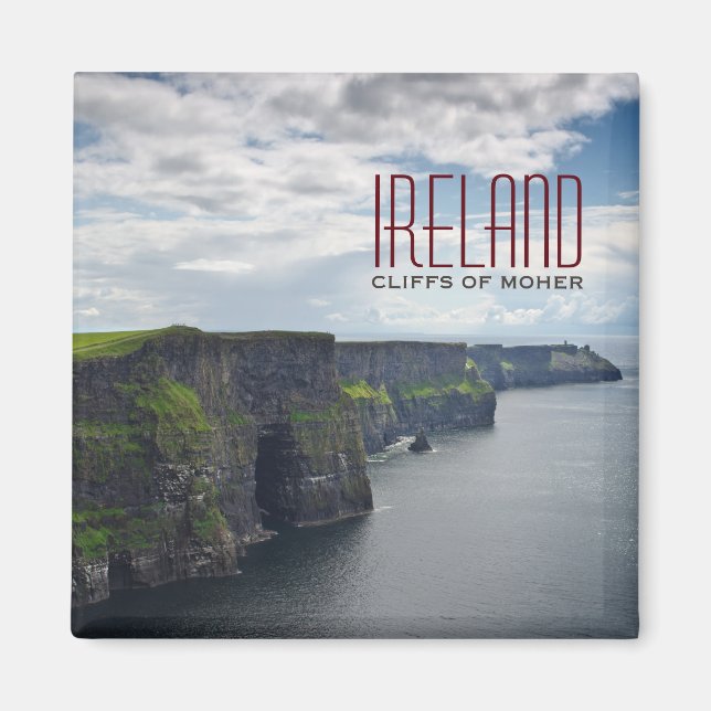 Cliffs of Moher in Ireland text magnet (Front)