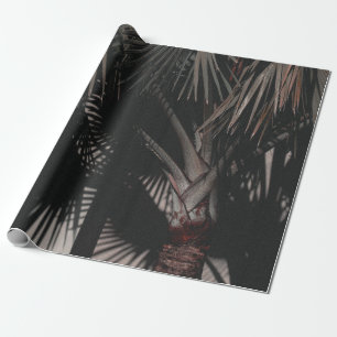 CLOSE-UP PHOTOGRAPHY OF GREEN LEAFED PALM WRAPPING PAPER