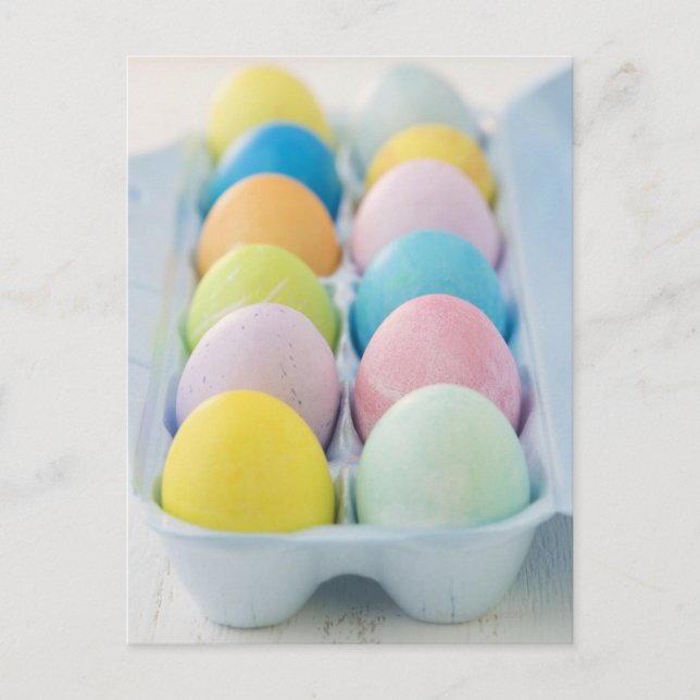 Closeup of coloured Easter eggs Holiday Postcard (Front)
