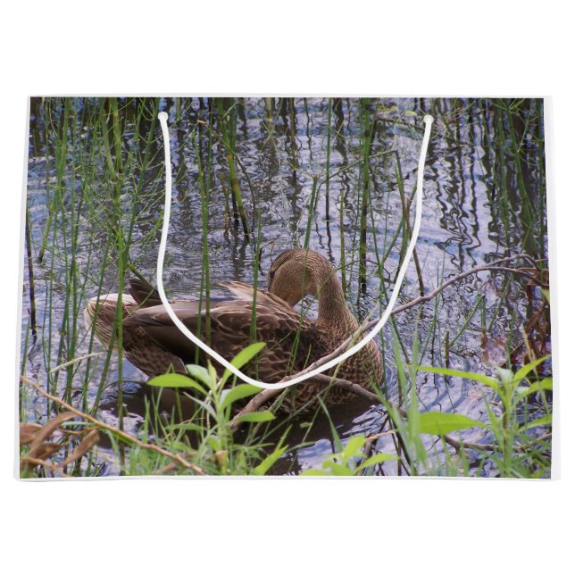 Closeup photo of a duck large gift bag (Front)