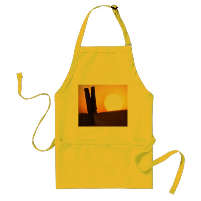 Clothes peg at sunrise standard apron (Front)