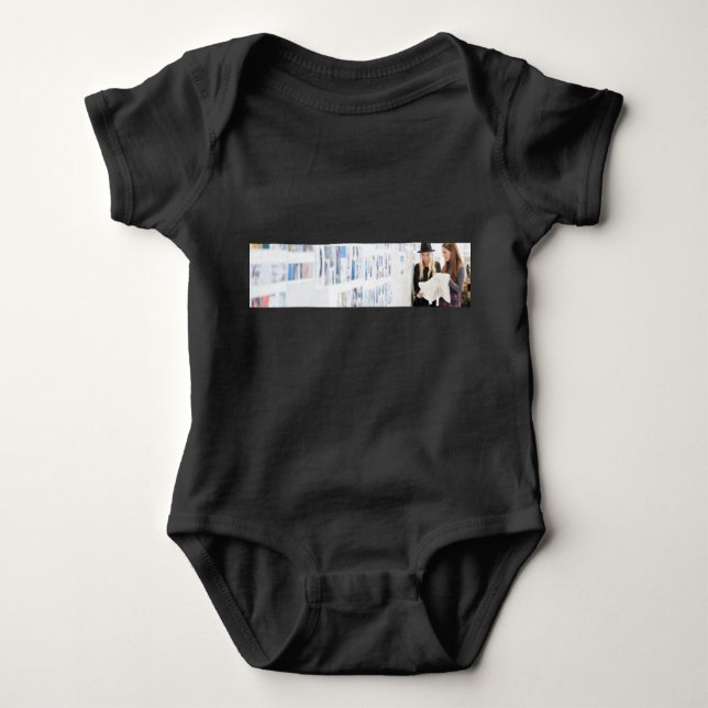 Clothing baby bodysuit (Front)