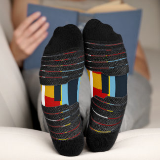 Clothing & Shoes > Women's Fashion > Clothing > Un Socks
