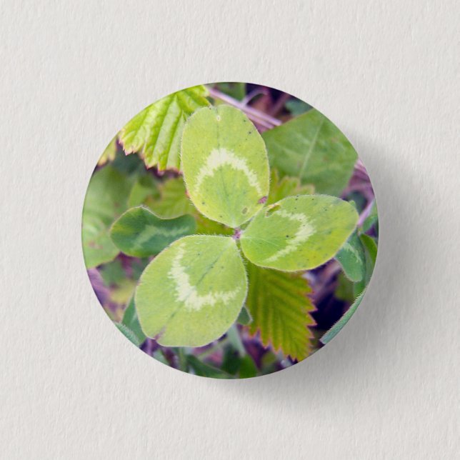 Clover 1 3 cm round badge (Front)