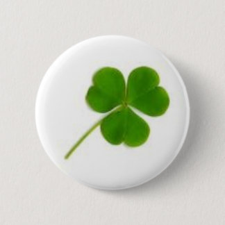 clover 6 cm round badge