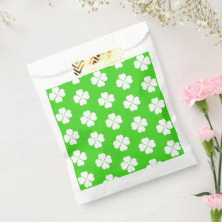 Clover flavoued favour bags