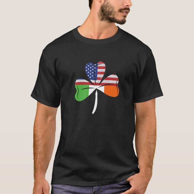 Clover US Ireland Flag  Shamrock American Irish Fl T-Shirt (Front)