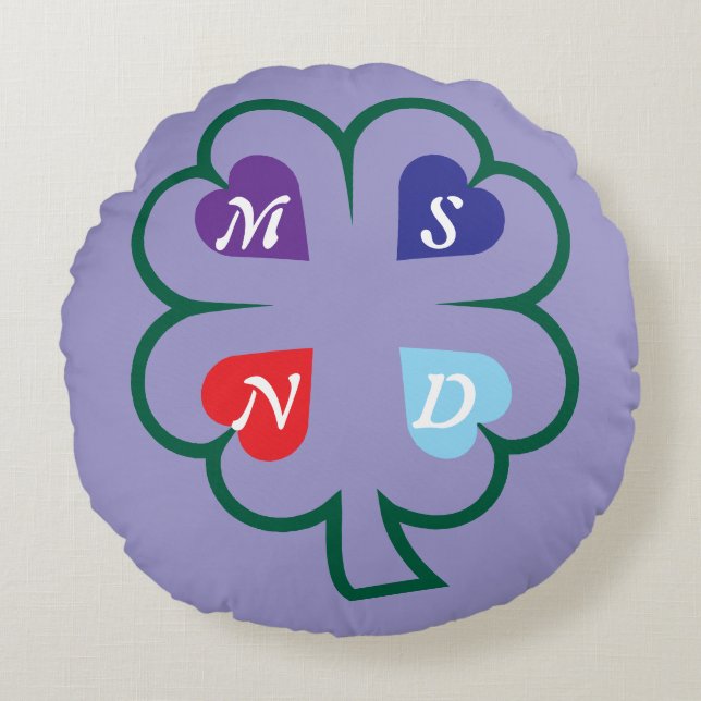 Clover with hearts  round cushion (Front)