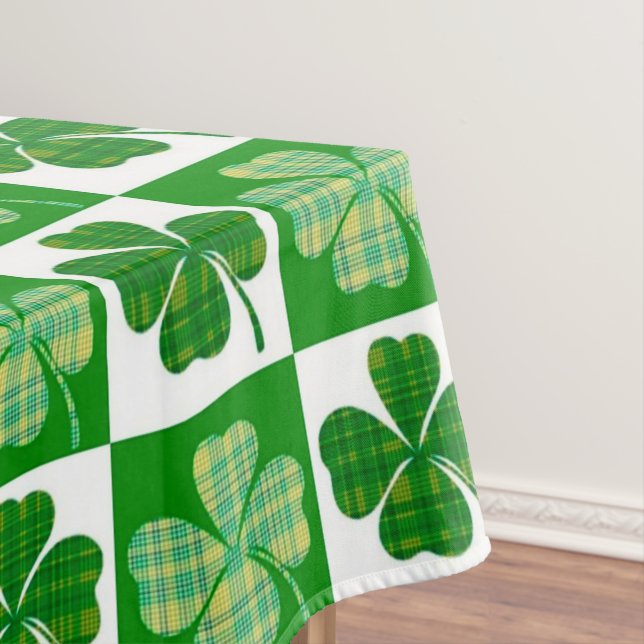 Clovers Tablecloth (In Situ)