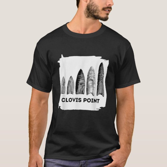 Clovis Point Arrowhead Native American Artefact Hu T-Shirt (Front)