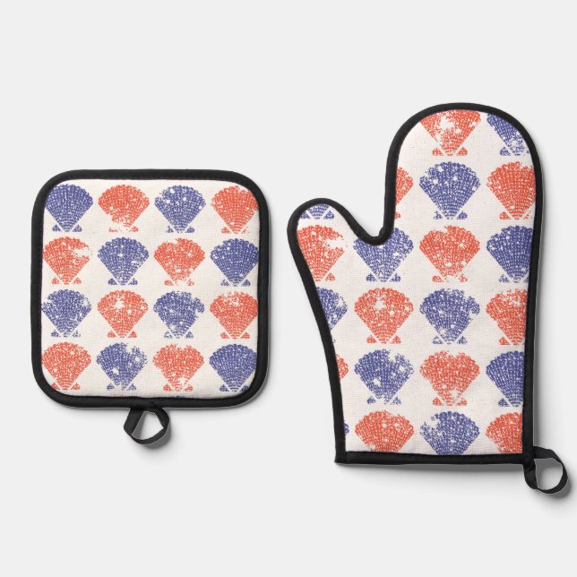 Coastal Americana Seashells Oven Mitt & Pot Holder Set (Front)