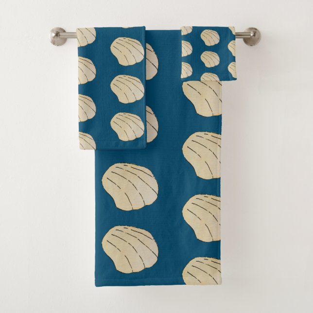 Coastal Sea Shell Pattern Bath Towel Set (Insitu)