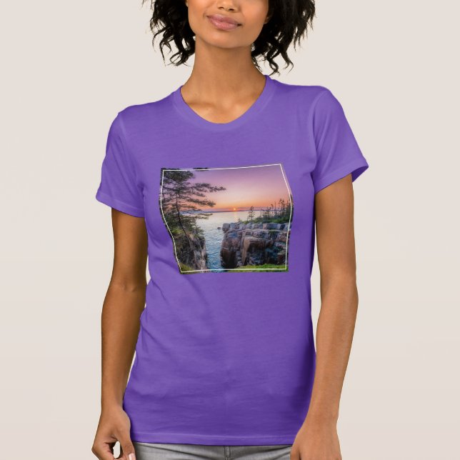 Coastline | Ravens Nest Acadia National Park Maine T-Shirt (Front)