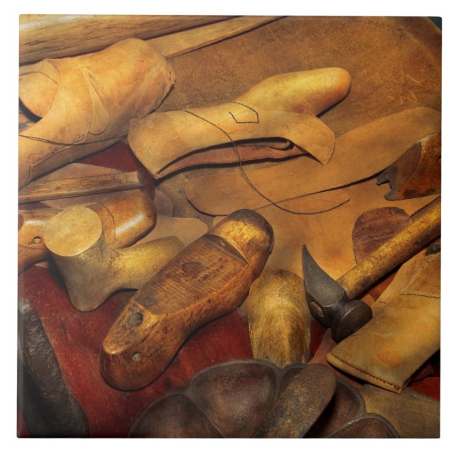 Cobbler - Tools of the cobbler Tile (Front)