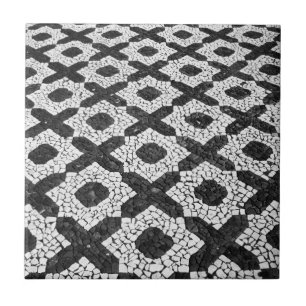 Cobblestone patterns tile