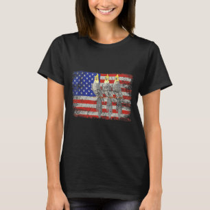 Cockatiel Vintage American Usa Flag Men Women  Coc T-Shirt