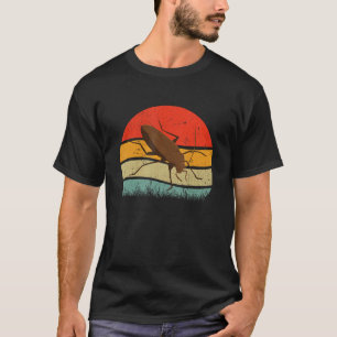 Cockroach Insect Animal  Vintage Retro Cockroach T-Shirt