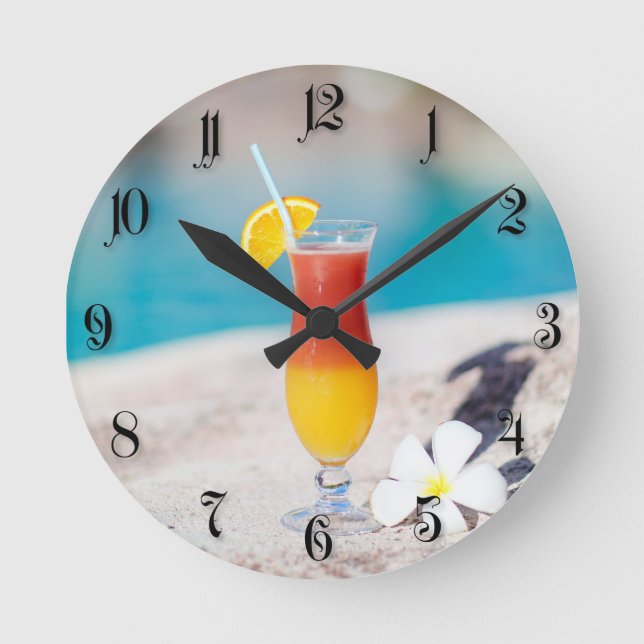 Cocktail glass round clock (Front)