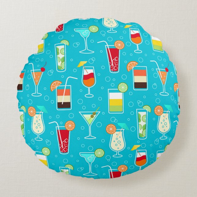 Cocktail Pattern on Teal Background Round Cushion (Front)