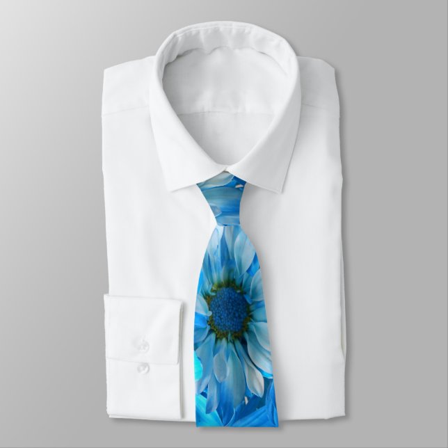 Collaert Tie (Tied)