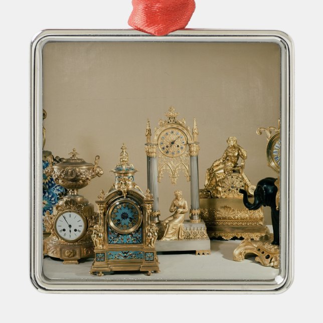 Collection of Pendules de Paris Metal Tree Decoration (Front)