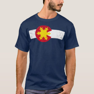 Colorado Flag Winter Snowflake Vintage Distressed T-Shirt