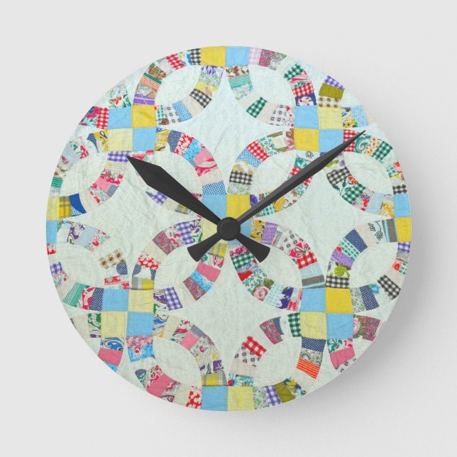 Colorful patchwork quilt round clock (Front)
