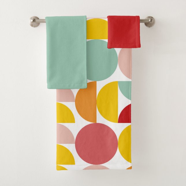 Colorfull Abstract Geometric Circle Bauhaus Bath Towel Set (Insitu)