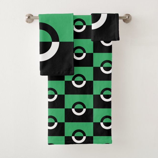 Colour Block Circle Bath Towel Set (Insitu)