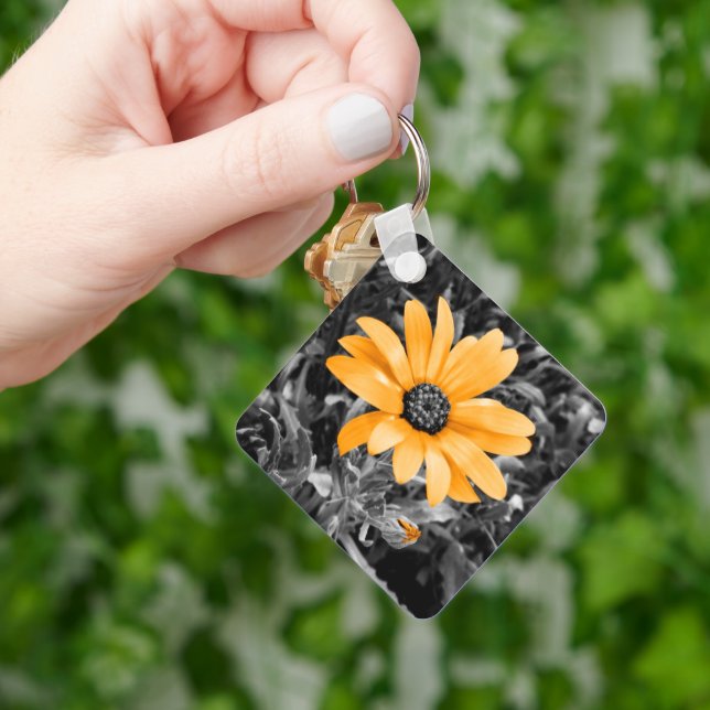 Colour Splash Spring Flash African Daisy Key Ring (Hand)