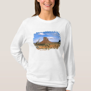 Colourful Monument Valley Mittens in Utah USA T-Shirt