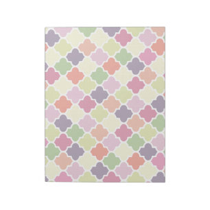 Colourful quatrefoil pattern notepad