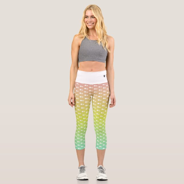 Colourful rainbow bubble gradient    capri leggings (Front)