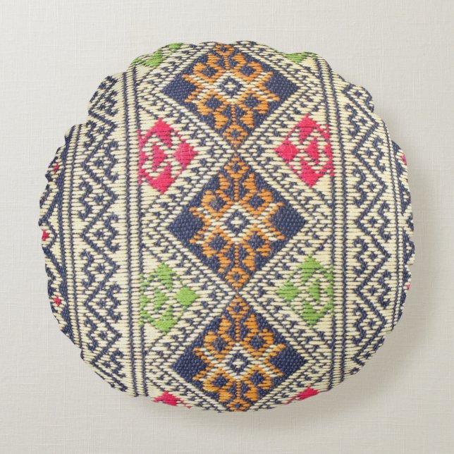 Colourful Thailand style rug surface close up vint Round Cushion (Front)