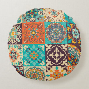 Colourful tiles Azulejos. Traditional Portuguese o Round Cushion