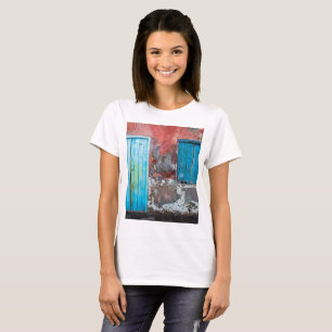 Colourful wall, door and shutters T-Shirt