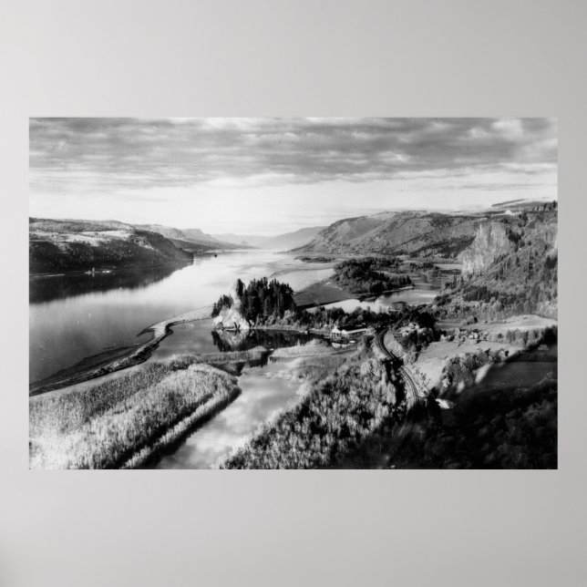Columbia Gorge View Photograph Poster (Front)