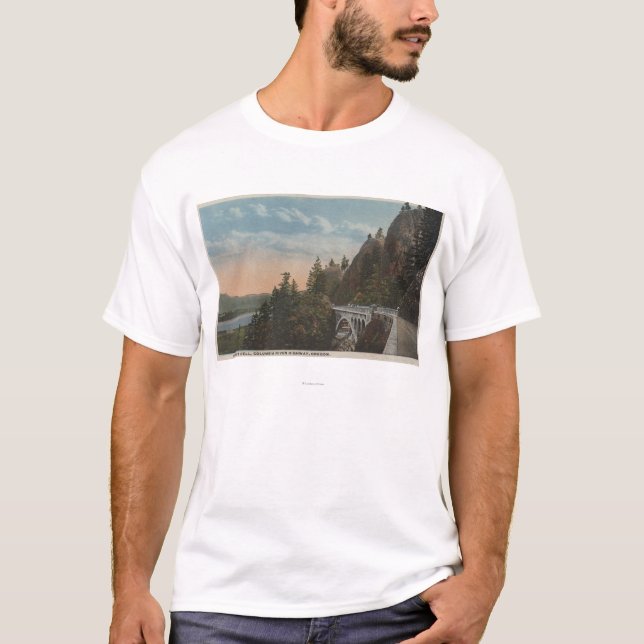 Columbia River, Oregon T-Shirt (Front)