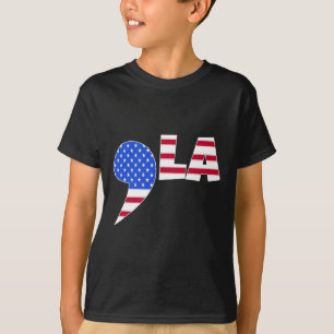 Comma La Kamala Harris For President 2024 2 T-Shirt