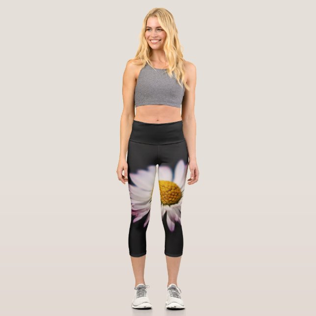 Common Daisy lecapcnm Capri Leggings (Front)