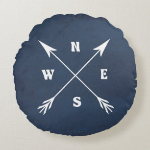 Compass arrows round cushion