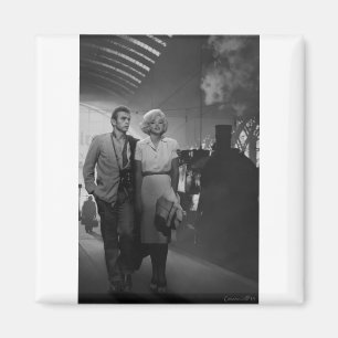 CON19BWD3 Saying Farewell.tif Magnet