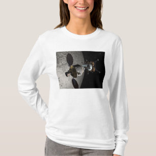 Concept of the Orion crew exploration vehicle T-Shirt