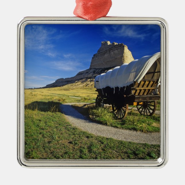 Conestoga wagon at Scottsbluff National Metal Tree Decoration (Front)