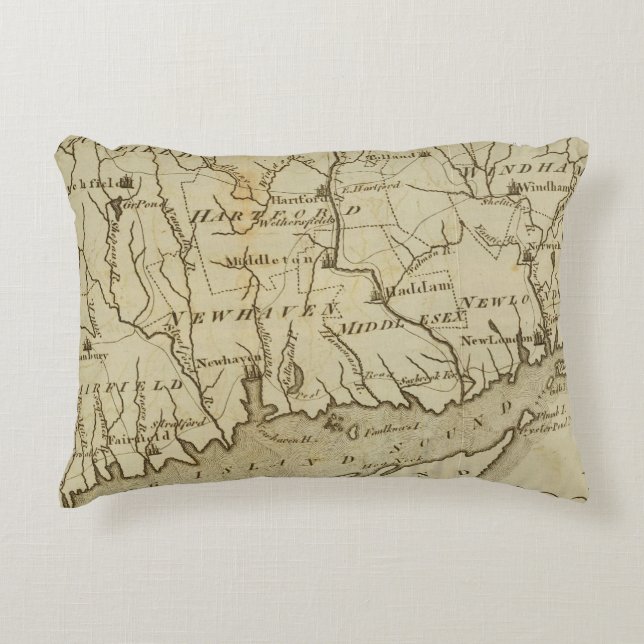 Connecticut 8 decorative cushion (Front)