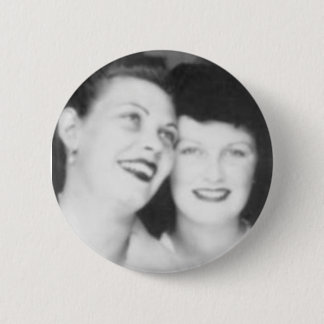 Connie & Nell 6 Cm Round Badge