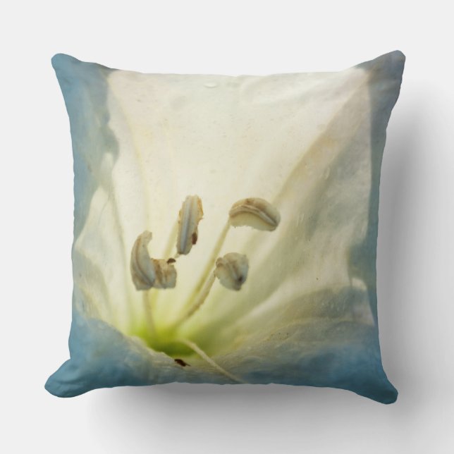 Contemporary blue and white cushion (Front)