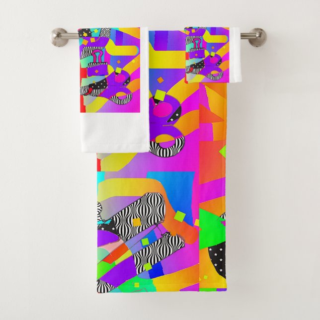 CONTEMPORARY SCISSORS AND MORE BATH TOWEL SET (Insitu)